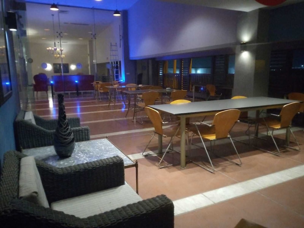 Фото The Enterprise