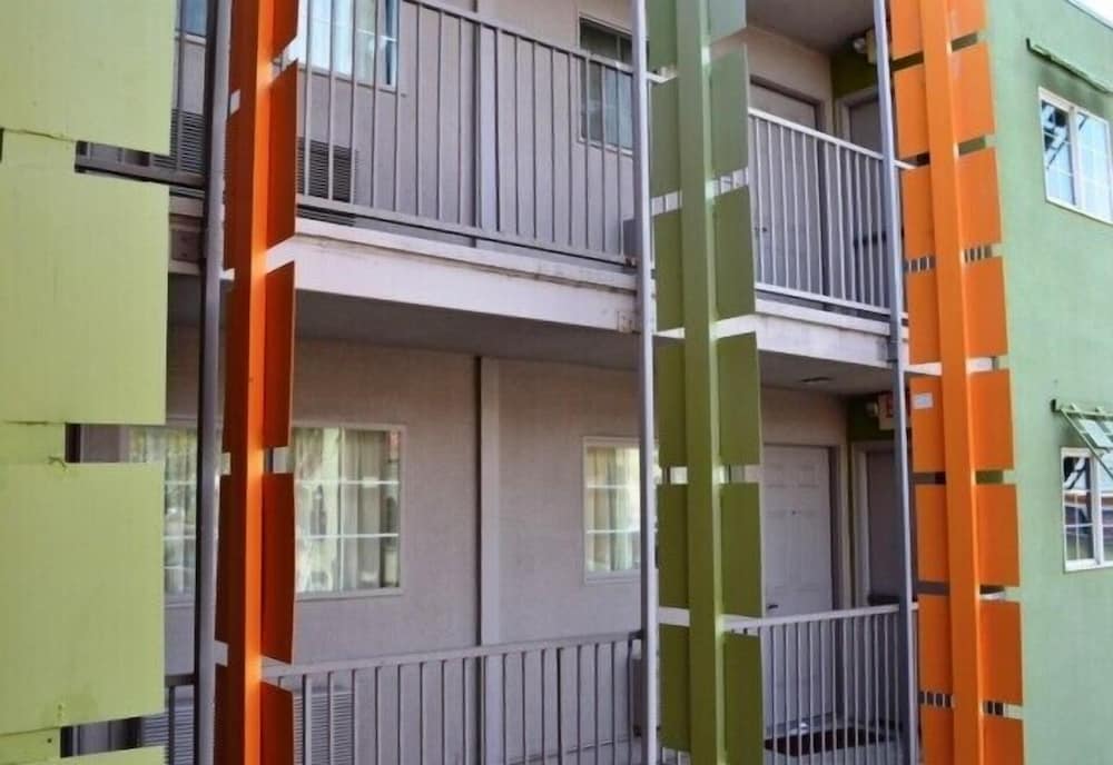 Фото Berkeley Inn