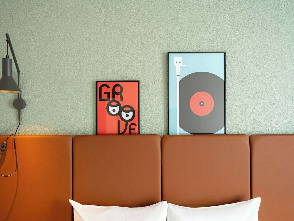 Фото ibis Paris Gare de Lyon Ledru Rollin 12th