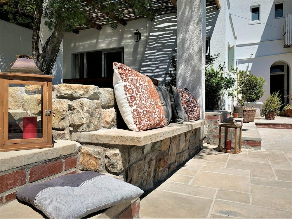 Фото Abbey Manor Luxury Guesthouse