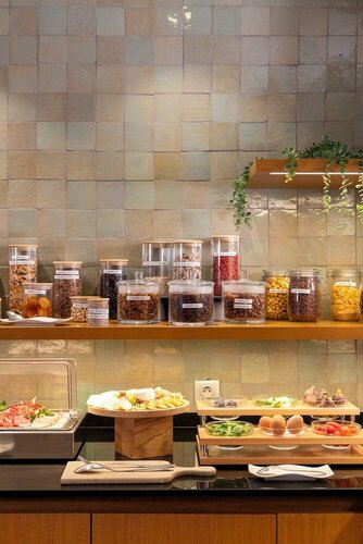 Внешний вид отеля Le Six Paris Hôtel & Spa в Париже, фото 4