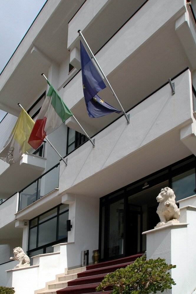 Фото Hotel Sisto V