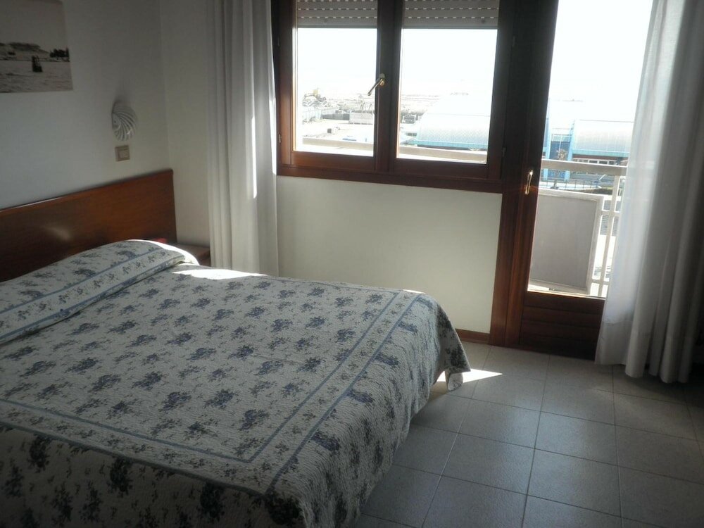 Фото Hotel Touring