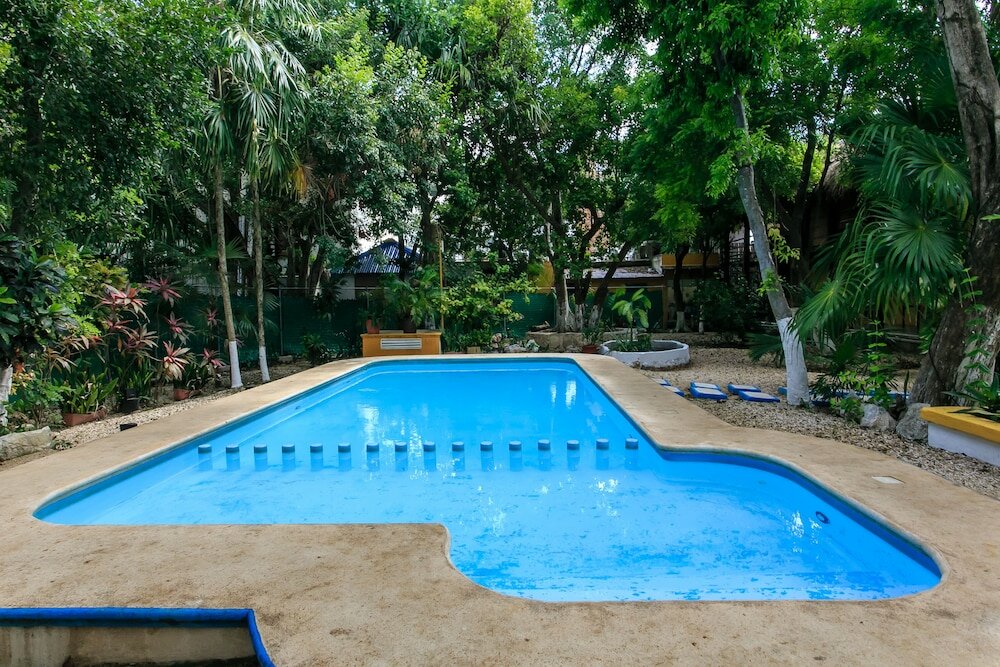 Фото Esduma Iguanas Hotel Playa del Carmen