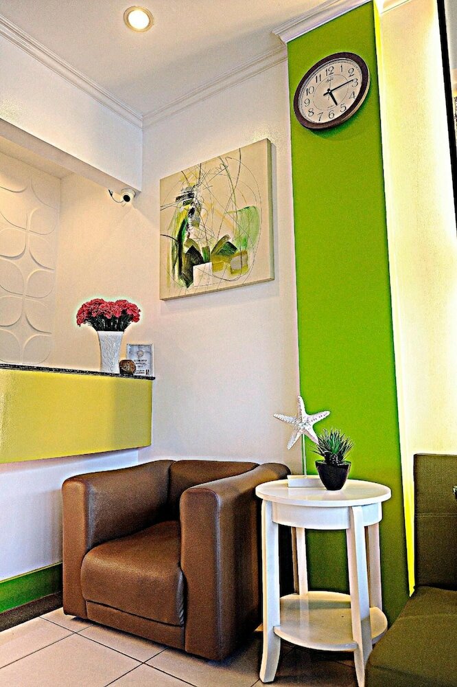 Фото First Pacific Inn