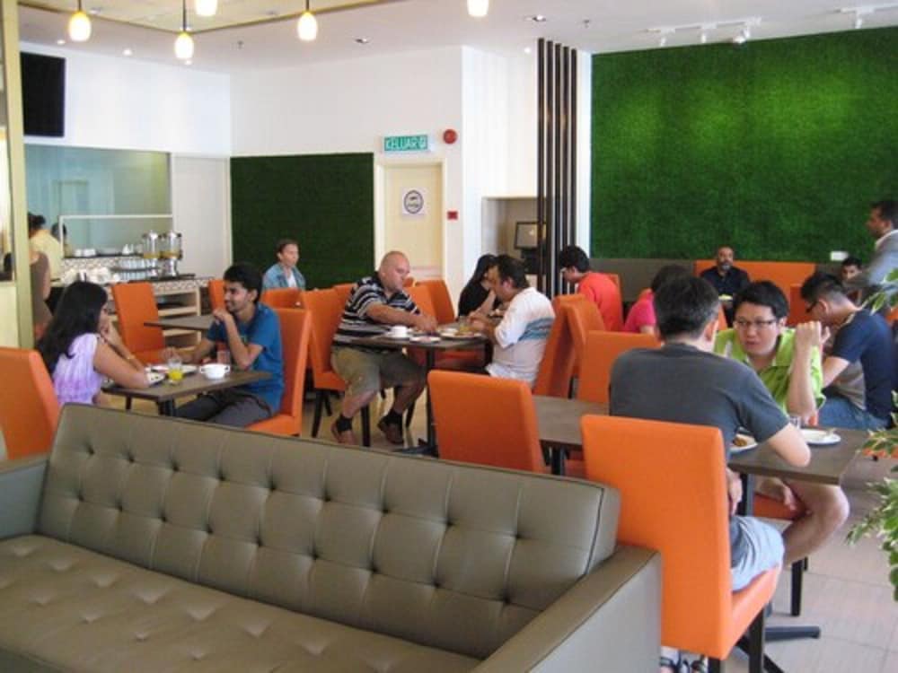 Фото Sakura Elite Hotel