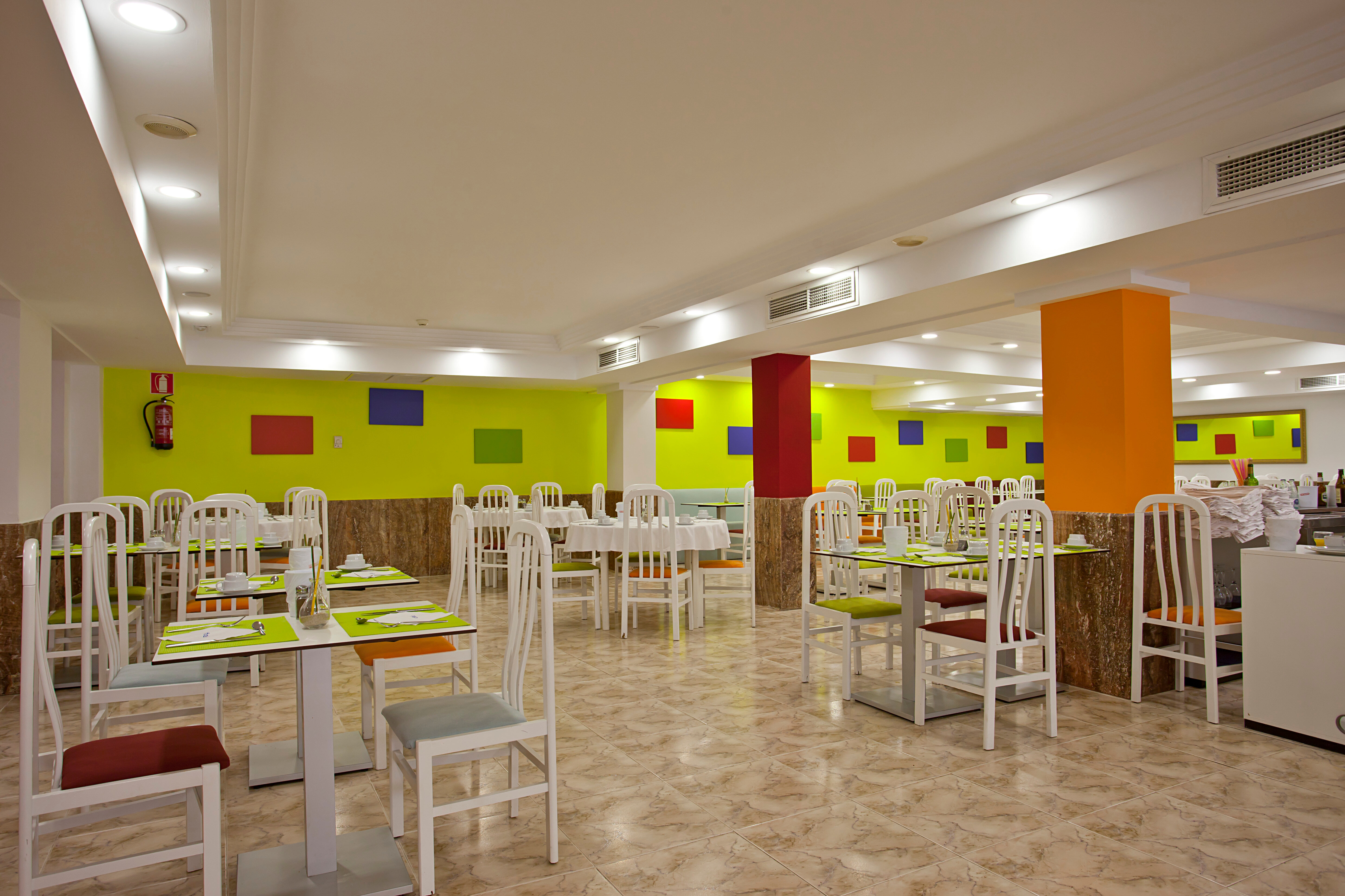 Фото Hotel Anba Romani