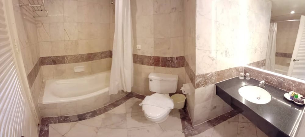 Фото Adriatic Palace Hotel