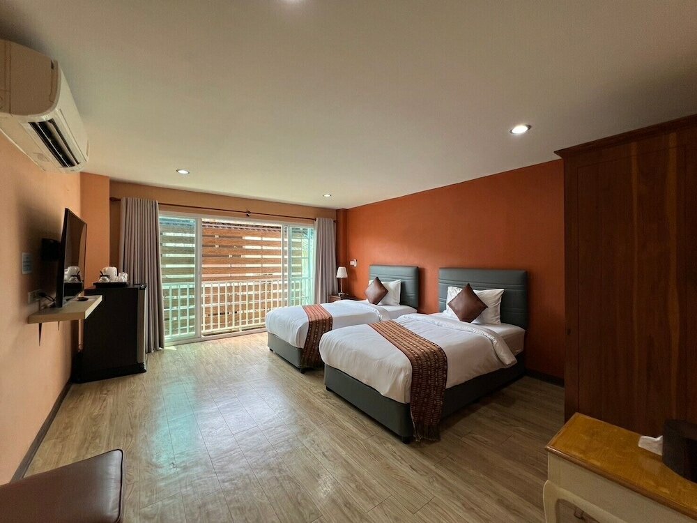 Фото Phaphoom Boutique