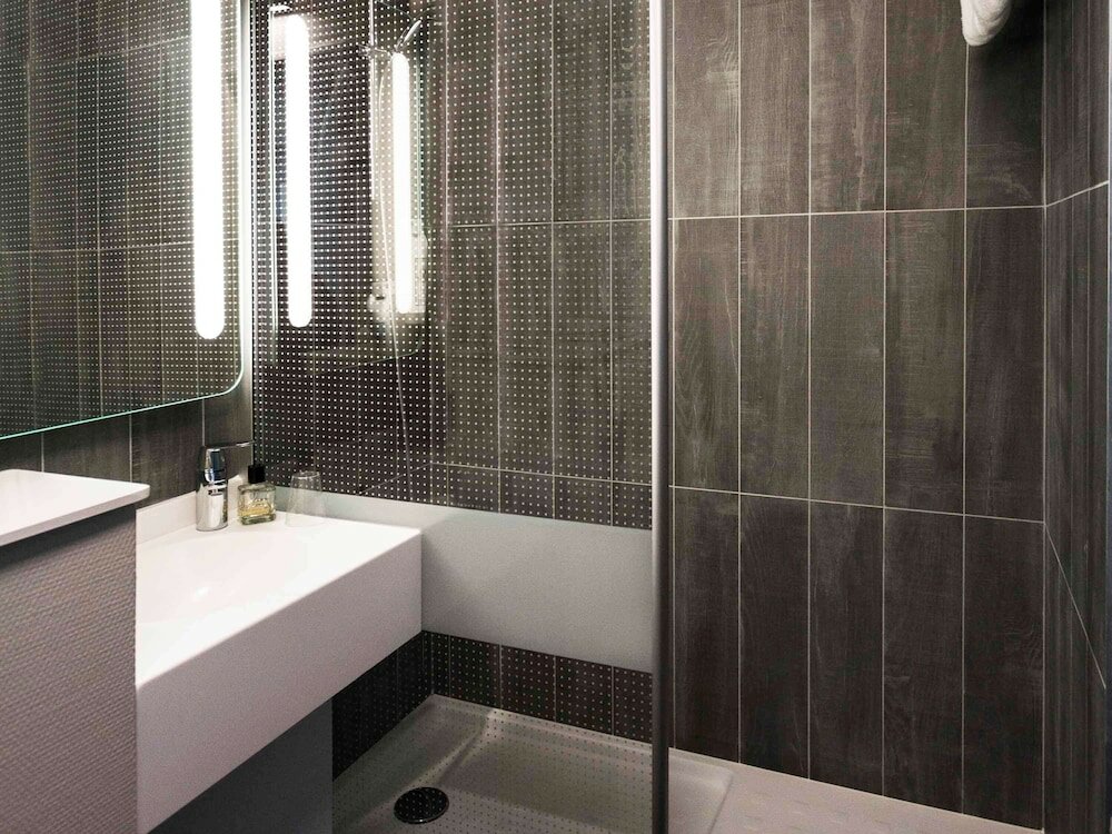 Фото B&b Hotel Bordeaux Mérignac Cadera Aéroport