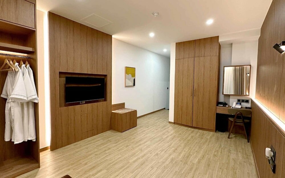 Фото Commodore Hotel Pohang