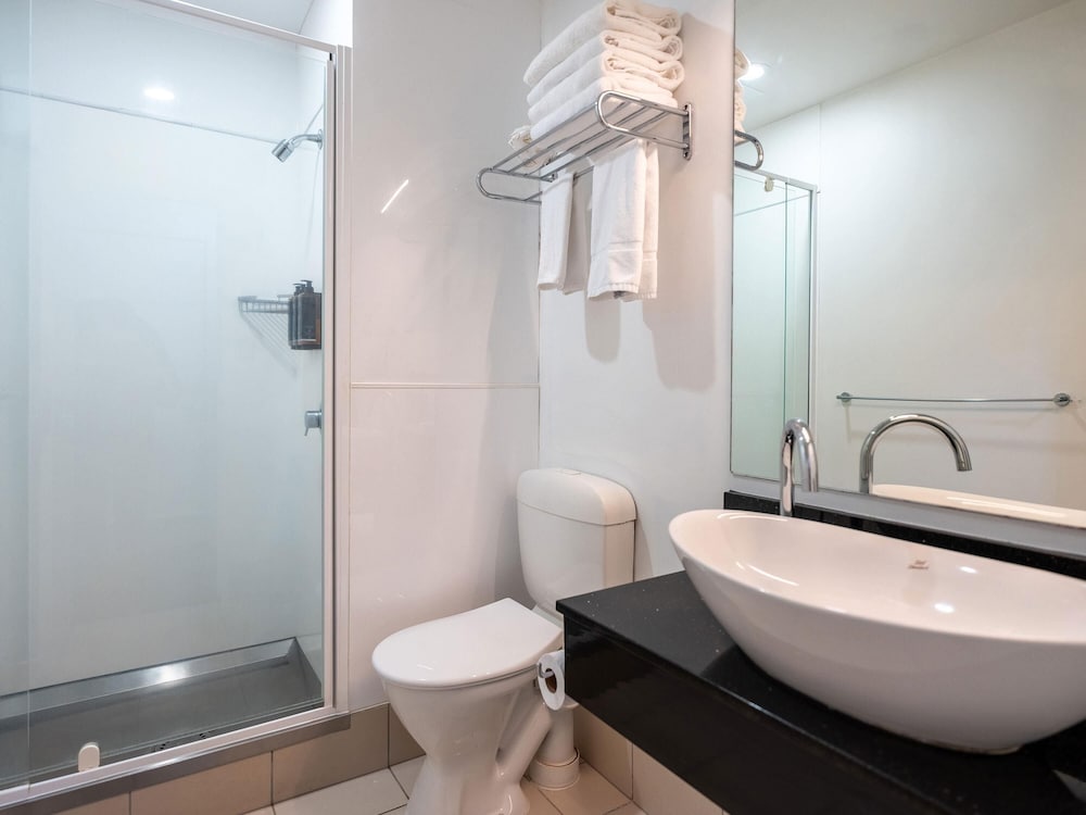 Фото Mercure Wellington Central City Hotel & Apartments