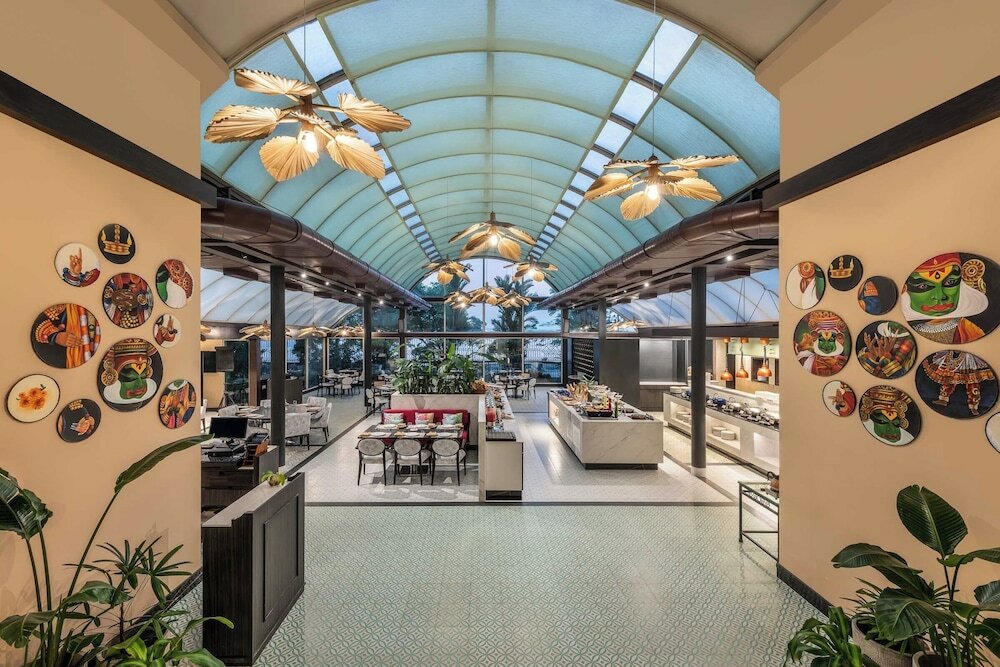 Фото Vivanta Ernakulam, Marine Drive