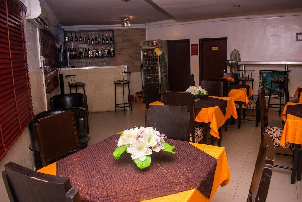 Фото Peerage Retreat and Resort