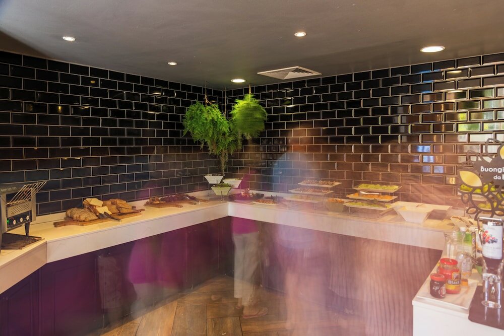 Фото Onomo Hotel Cape Town – Inn on the Square