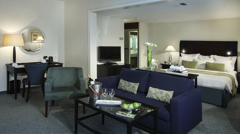 Фото Lindner Hotel City Plaza