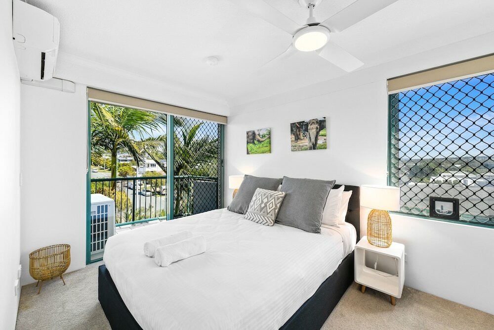 Фото Norfolks on Moffat Beach