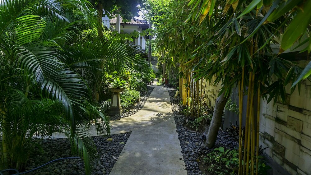 Фото Grand Whiz Hotel Nusa Dua Bali