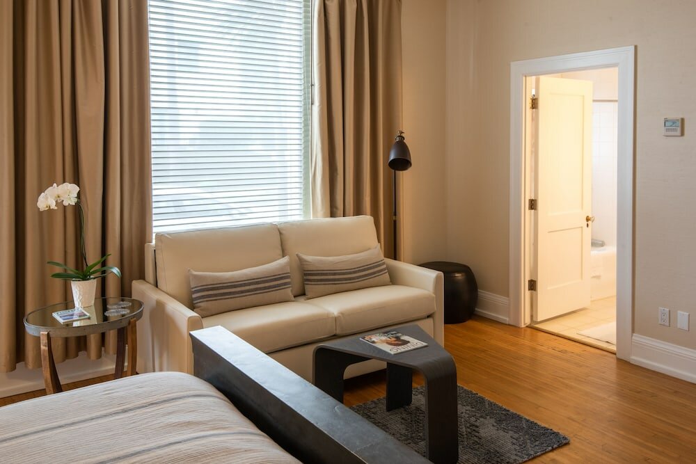 Фото Harbor House Inn