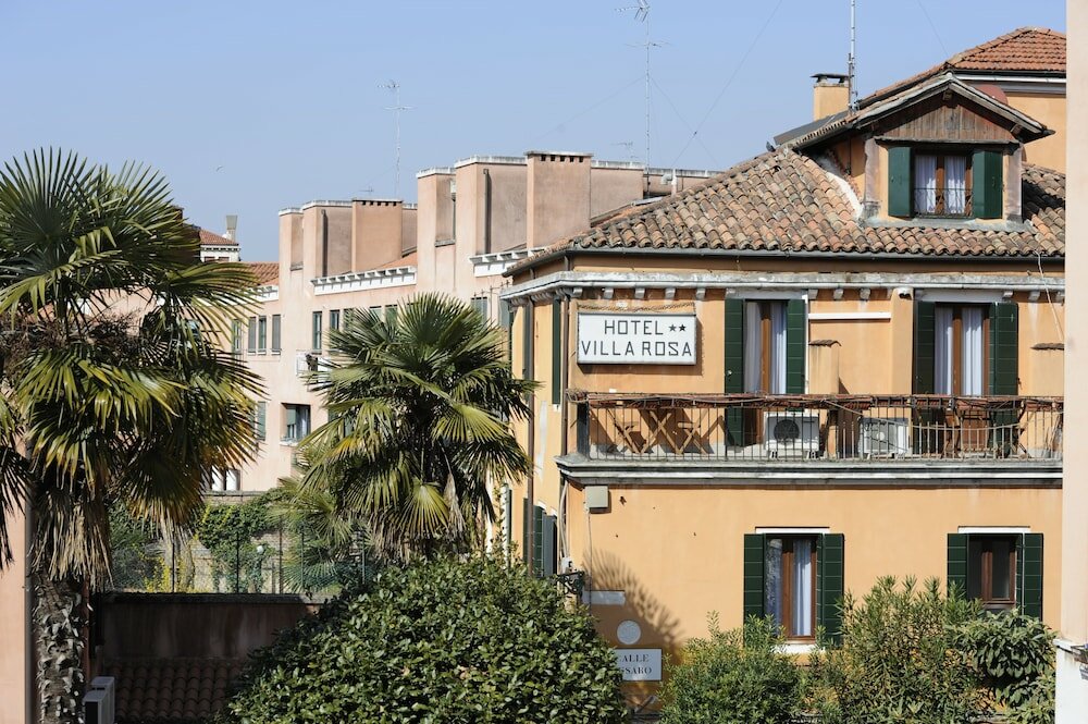 Фото Hotel Villa Rosa