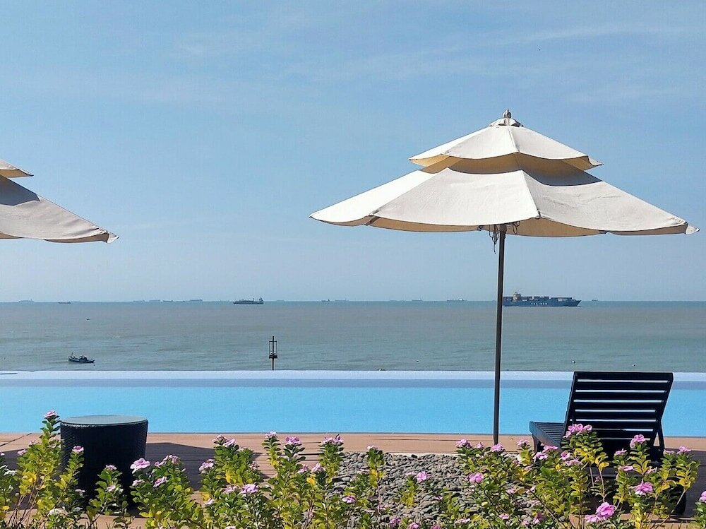 Фото Léman Cap Resort & SPA