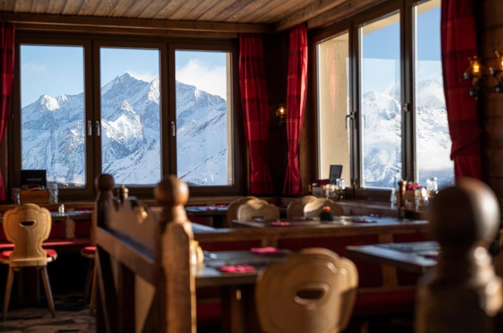 Фото Hotel Schwarzsee