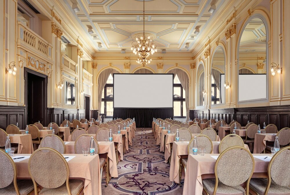 Фото Kings Court