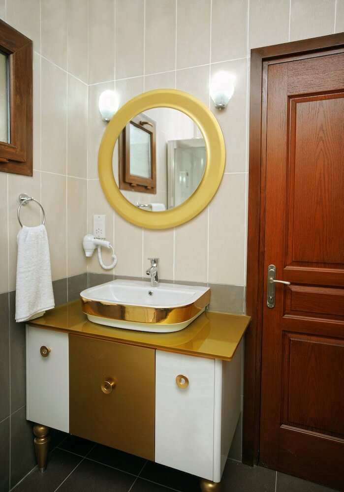 Фото Riverside Garden Resort