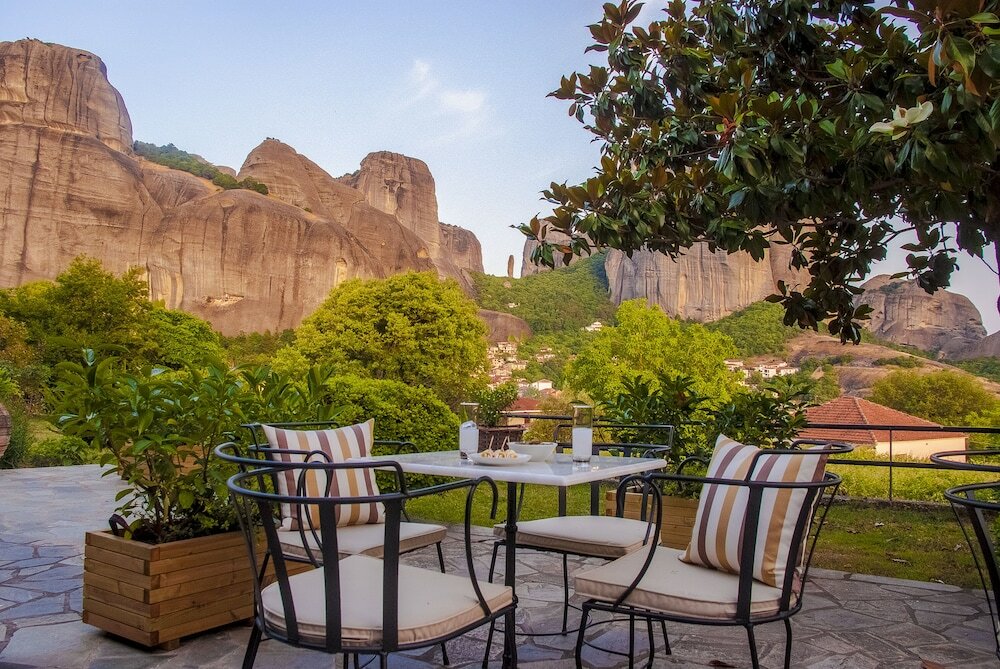 Фото Doupiani House Hotel