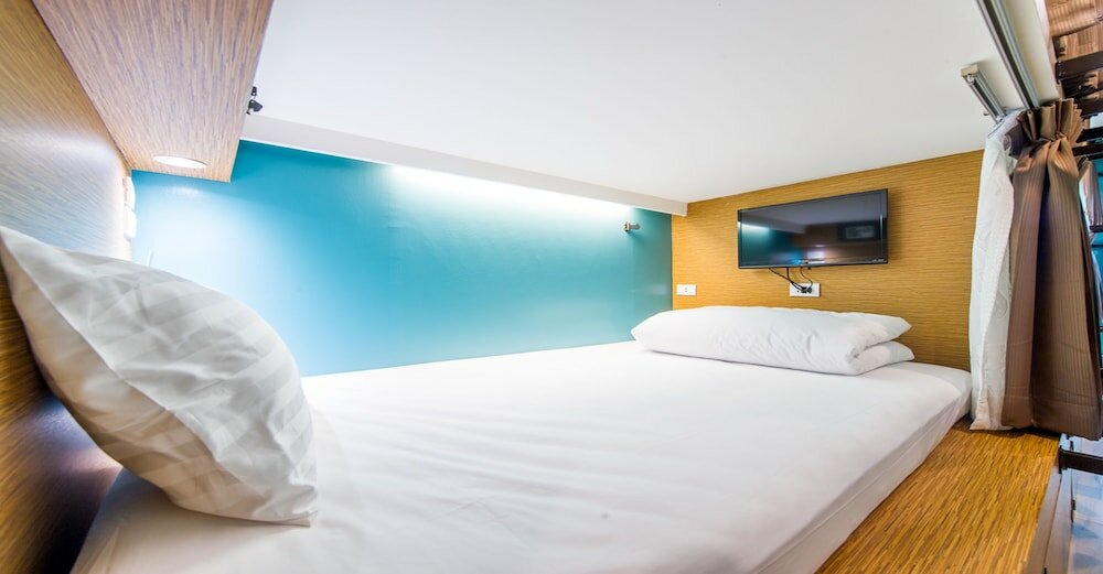 Фото Matchbox Bangkok Hostel