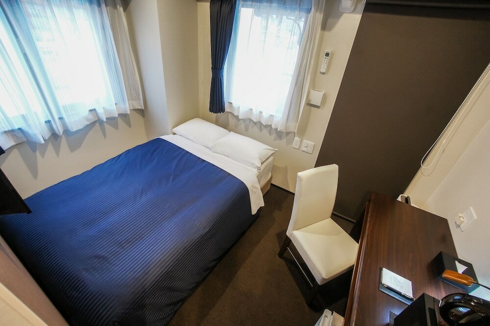 Фото Hotel LiVEMAX Umeda Douyama