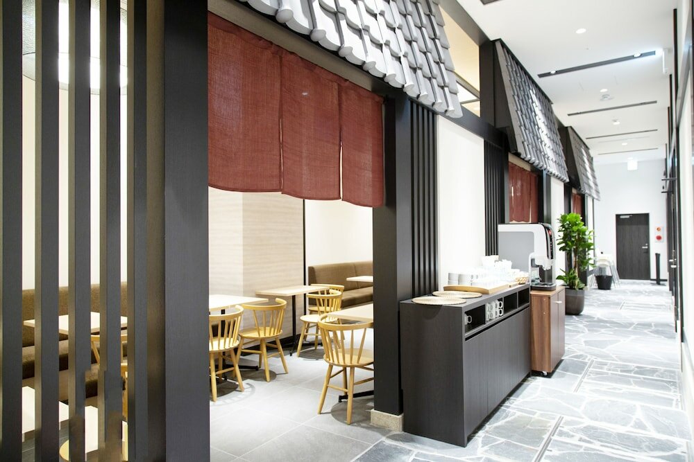 Фото Hotel Hillarys Shinsaibashi