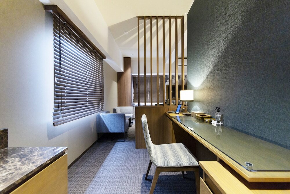 Фото Hotel Hillarys Shinsaibashi