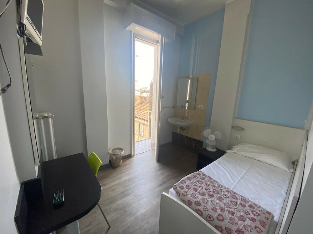 Фото Hotel Kennedy