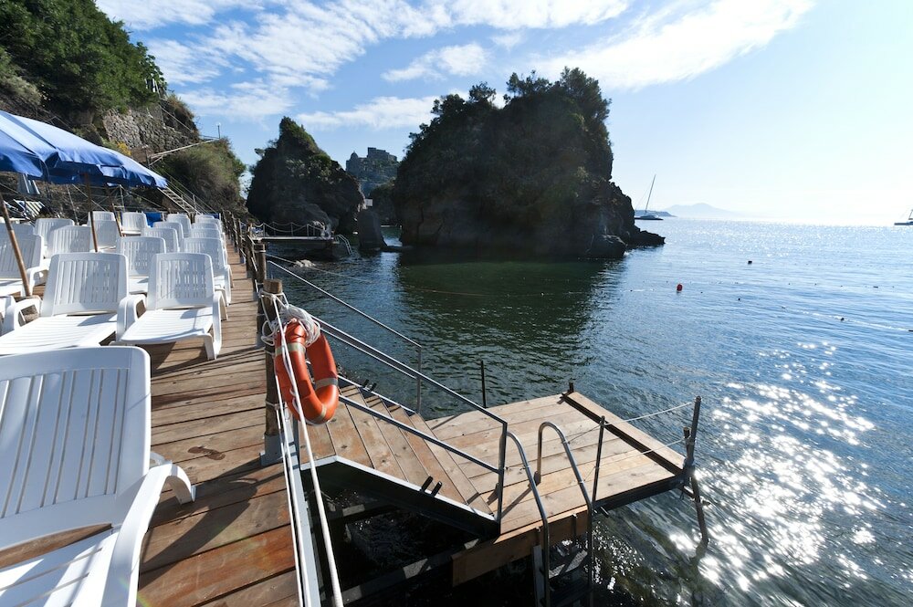 Фото Hotel Giardino delle Ninfe e La Fenice