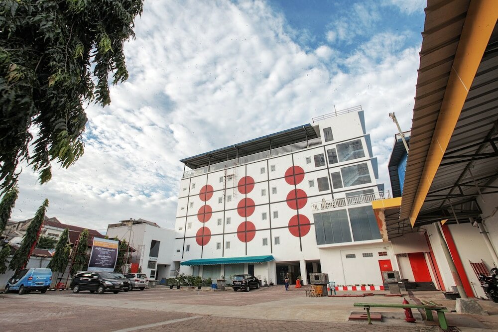 Фото Sinar Sport Hotel