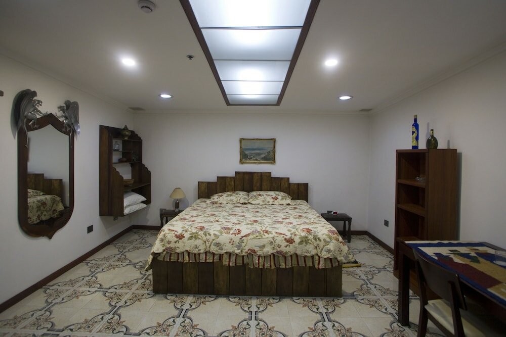 Фото Bogota Bed & Breakfast Inn