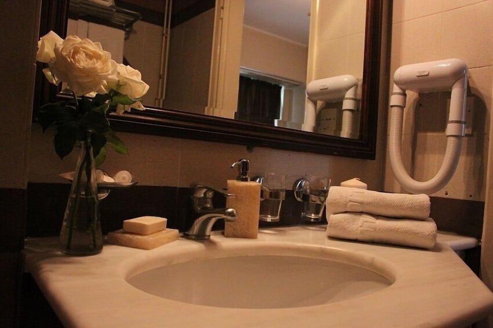 Фото Achillion Hotel