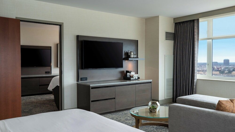 Фото The Westin Chicago Lombard