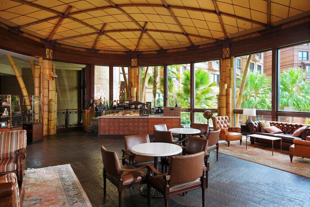 Фото Disney Explorers Lodge