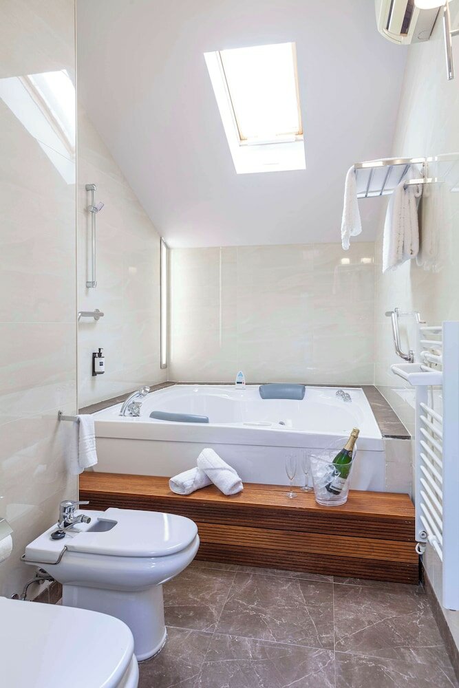 Фото Hotel Macià Alfaros