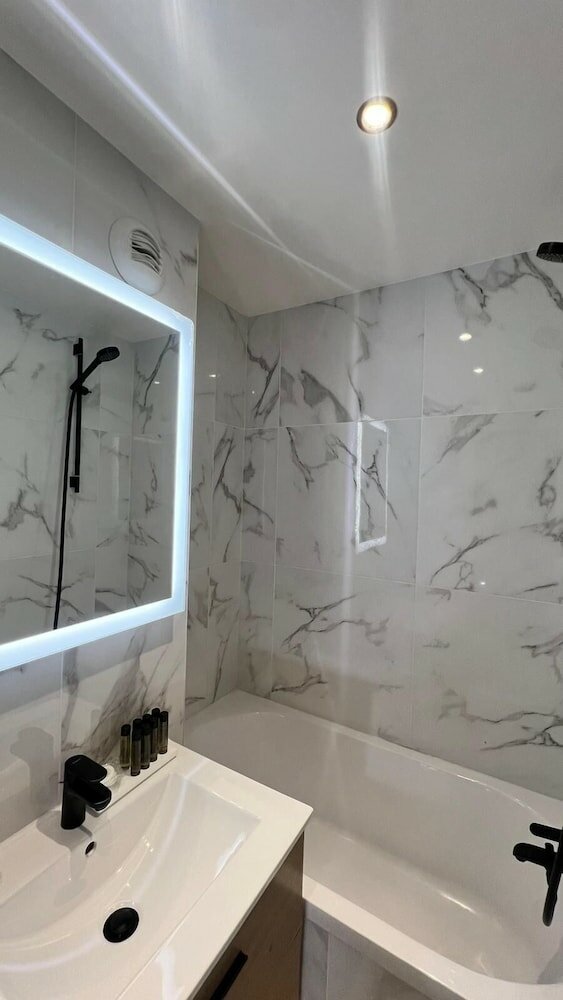 Фото Hôtel Lebron