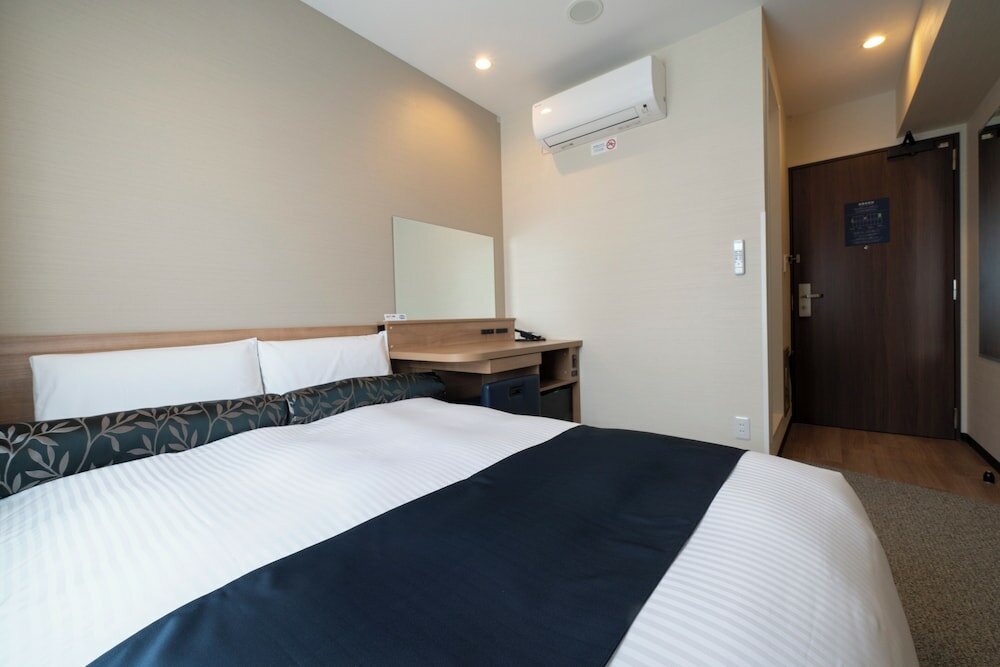 Фото Just Inn Premium Toyohashi Station Shinkansen Guchi