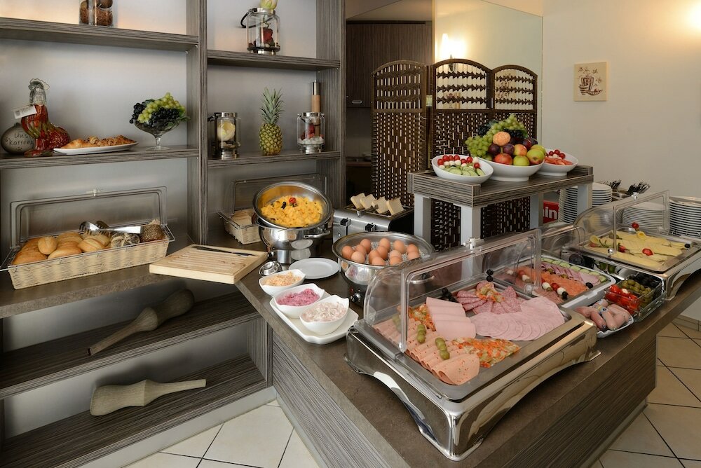 Фото Hotel Marienthal