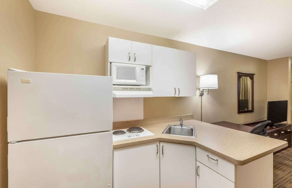 Фото Extended Stay America Suites Milwaukee Wauwatosa