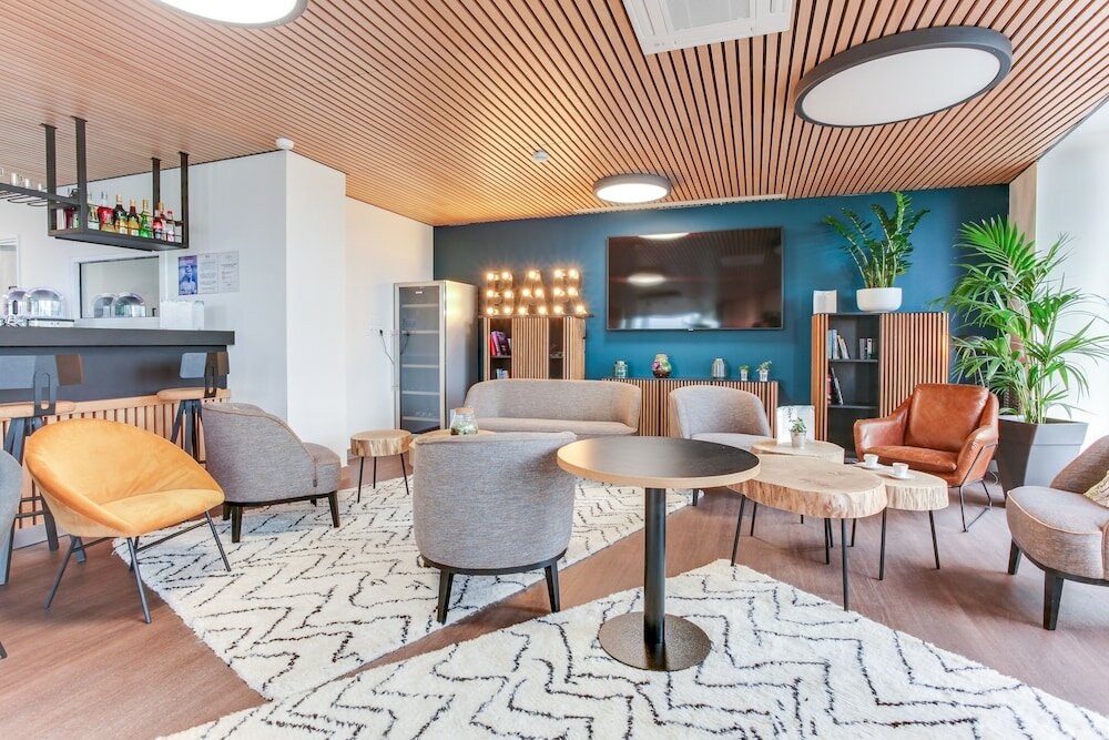 Фото All Suites Appart Hotel Massy Palaiseau