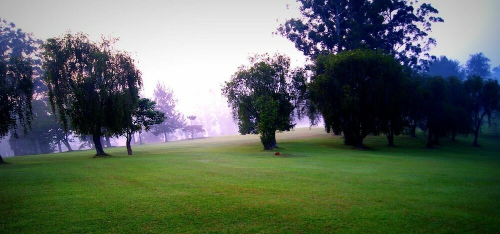 Фото Mountains of the Moon Hotel