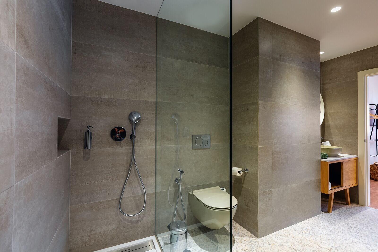 Фото Three House Hotel