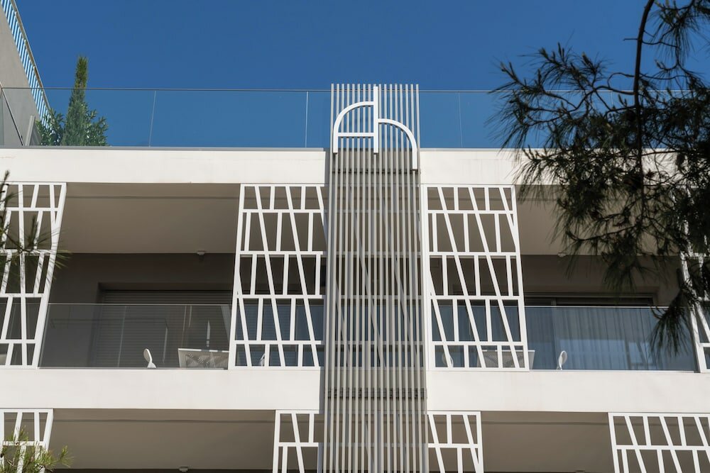 Фото Athens Hill Luxury Apartments