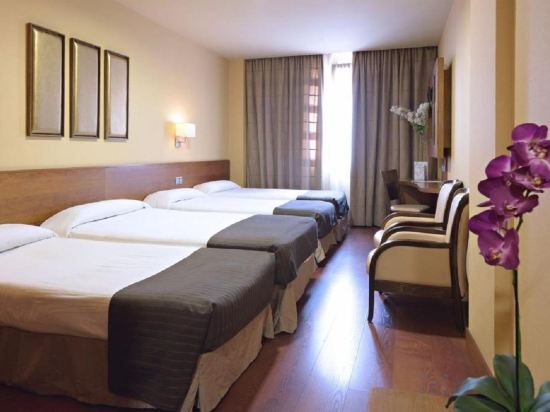 Фото Hotel Sterling